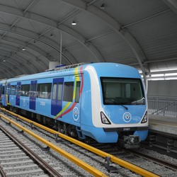 Potret Kereta Ringan Buatan China Sudah Beroperasi di Nigeria