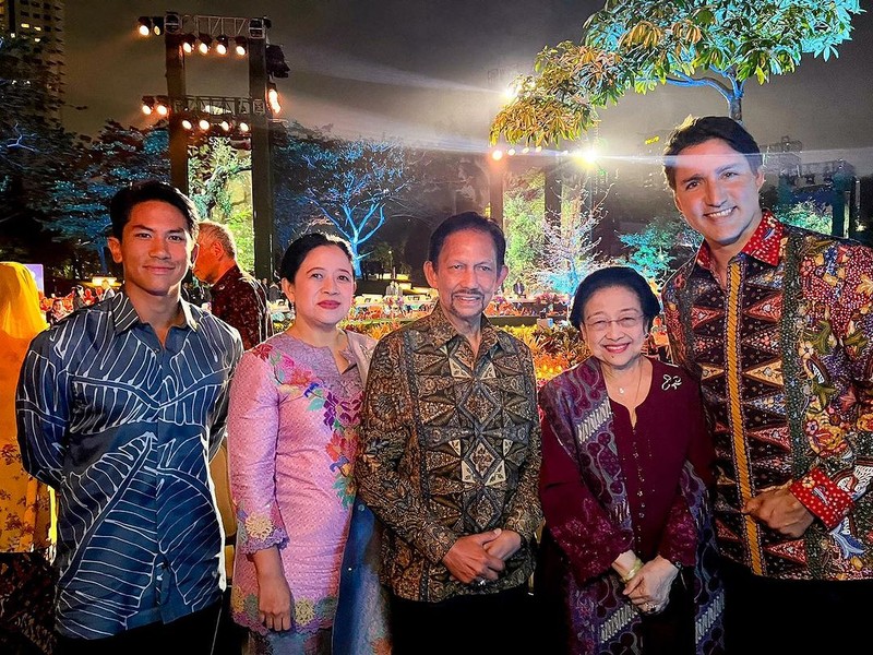 Pangeran Abdul Mateen saat mendampingi ayahnya Sultan Brunei Darussalam, Hassanal Bolkiah, untuk menghadiri rangkaian KTT ASEAN di Jakarta. (Instagram @tmski)