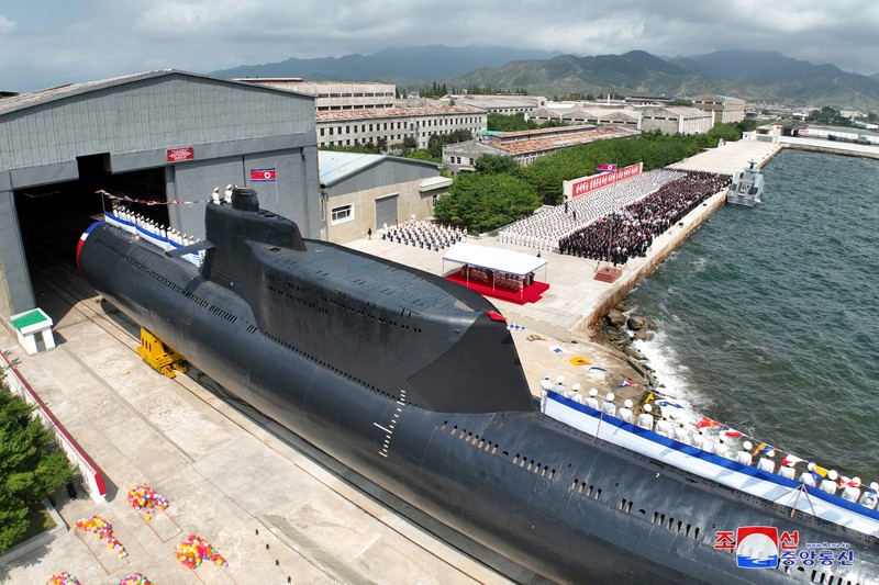 Korea Utara mengumumkan telah membangun kapal selam serang nuklir taktis No.841 untuk memperkuat kekuatan angkatan lautnya pada Jumat (8/9). (NORTHKOREA-MILITARY/)