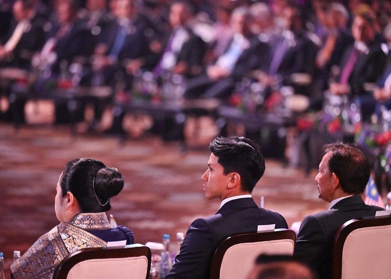 Pangeran Abdul Mateen saat mendampingi ayahnya Sultan Brunei Darussalam, Hassanal Bolkiah, untuk menghadiri rangkaian KTT ASEAN di Jakarta. Pangeran Abdul Mateen saat mendampingi ayahnya Sultan Brunei Darussalam, Hassanal Bolkiah, untuk menghadiri rangkaian KTT ASEAN di Jakarta. (Instagram @tmski)