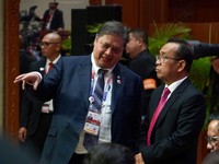 Airlangga Dampingi Jokowi Hadiri KTT G20 ke New Delhi