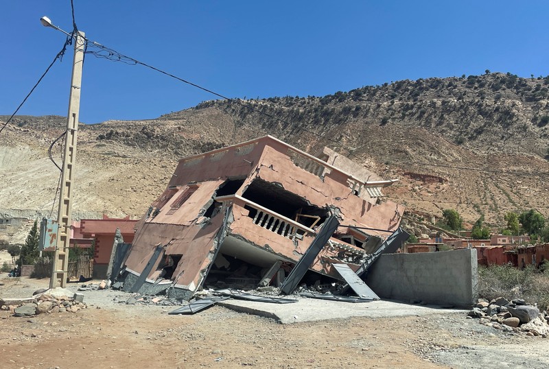 MOROCCO-QUAKE/ Residents sleep on the street in Moulay Brahim village, in the province of Al Haouz, following a powerful earthquake in Morocco, September 9, 2023. REUTERS/Nacho Doce