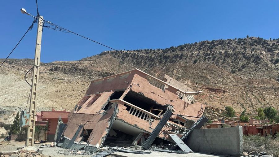A view shows a damaged building on the road between Amizmiz and Ouirgane, following a powerful earthquake in Morocco, September 9, 2023. REUTERS/Ahmed El Jechtimi NO RESALES. NO ARCHIVES