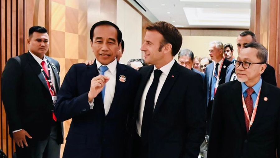 Presiden Joko Widodo duduk bersama Presiden AS Joe Biden dalam Konferensi Tingkat Tinggi G20 di India. (Instagram @Jokowi)
