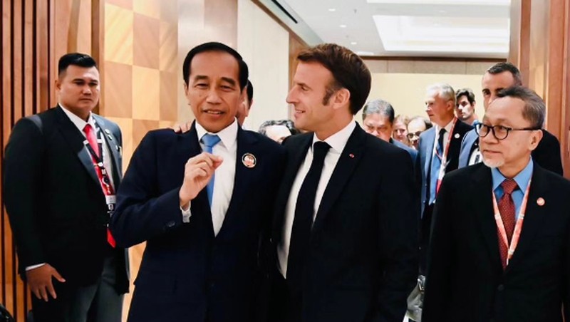 Presiden Joko Widodo duduk bersama Presiden AS Joe Biden dalam Konferensi Tingkat Tinggi G20 di India. (Instagram @Jokowi)