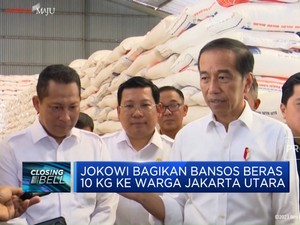 Usai Blusukan Jokowi Bagikan Bansos Beras 10Kg