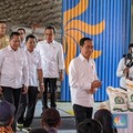 Pulang dari India, Jokowi Langsung Blusukan ke Gudang Bulog