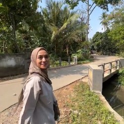 Pernah Susah, Enno Lerian Hidup di Rumah Petak & Ngutang