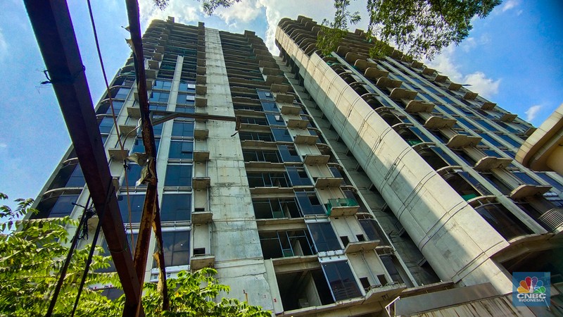 Suasana Apartemen mangkrak The Lana Alam Sutra di Kawasan Tangerang, Banten, Selasa (12/9/2023). (CNBC Indonesia/Tri Susilo) Suasana Apartemen mangkrak The Lana Alam Sutra di Kawasan Tangerang, Banten, Selasa (12/9/2023). (CNBC Indonesia/Tri Susilo)