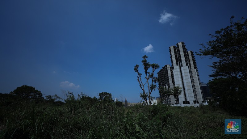 Suasana Apartemen mangkrak The Lana Alam Sutra di Kawasan Tangerang, Banten, Selasa (12/9/2023). (CNBC Indonesia/Tri Susilo) Suasana Apartemen mangkrak The Lana Alam Sutra di Kawasan Tangerang, Banten, Selasa (12/9/2023). (CNBC Indonesia/Tri Susilo)