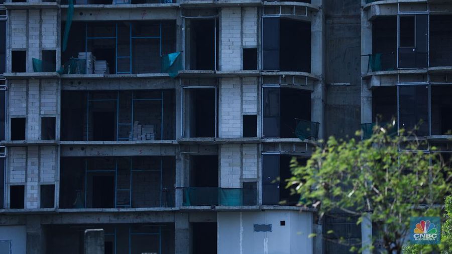Suasana Apartemen mangkrak The Lana Alam Sutra di Kawasan Tangerang, Banten, Selasa (12/9/2023). (CNBC Indonesia/Tri Susilo)