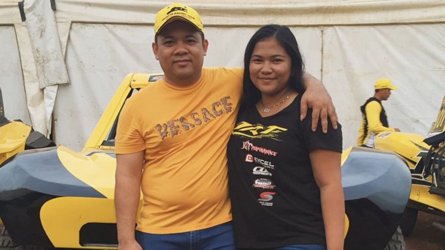 Andi Syamsuddin Arsyad atau Haji Isam dan anaknya. (Instagram/lianajhonlin12)