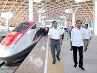 Luhut Dirawat di Singapura, Ini Kata Jokowi!