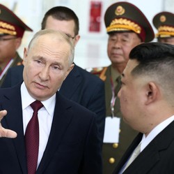 AS 'Nyinyir' Putin Ketemu Kim Jong Un, Begini Respons Rusia