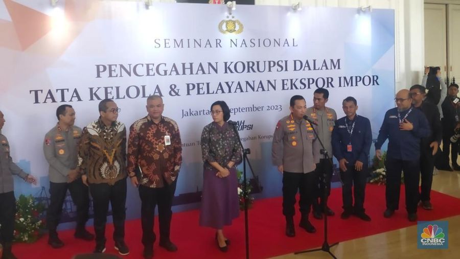 Konferensi Pers Seminar Nasional Pencegahan Korupsi dalam Teta Kelola dan Pelayanan Ekspor Impor, Jakarta, Kamis (14/9/2023). (CNBC Indonesia/Rosseno Aji Nugroho)