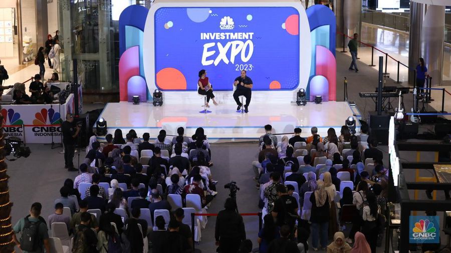 Pandu Sjahrir saat berbincang berbagi pengalaman dalam acara Investment Expo 2023 di Central Park, Jakarta, Kamis (14/9/2023). (CNBC Indonesia/Tri Susilo)