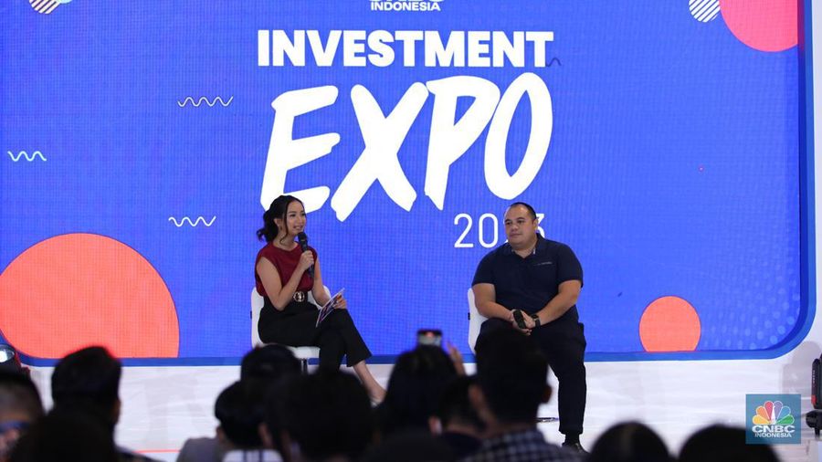 Pandu Sjahrir saat berbincang berbagi pengalaman dalam acara Investment Expo 2023 di Central Park, Jakarta, Kamis (14/9/2023). (CNBC Indonesia/Tri Susilo)