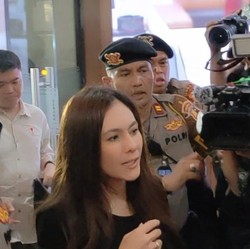 Ingat Wulan Guritno, Jangan Asal Kasih Pinjam Uang ke Pacar!