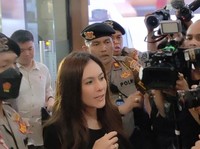 Ingat Wulan Guritno, Jangan Asal Kasih Pinjam Uang ke Pacar!