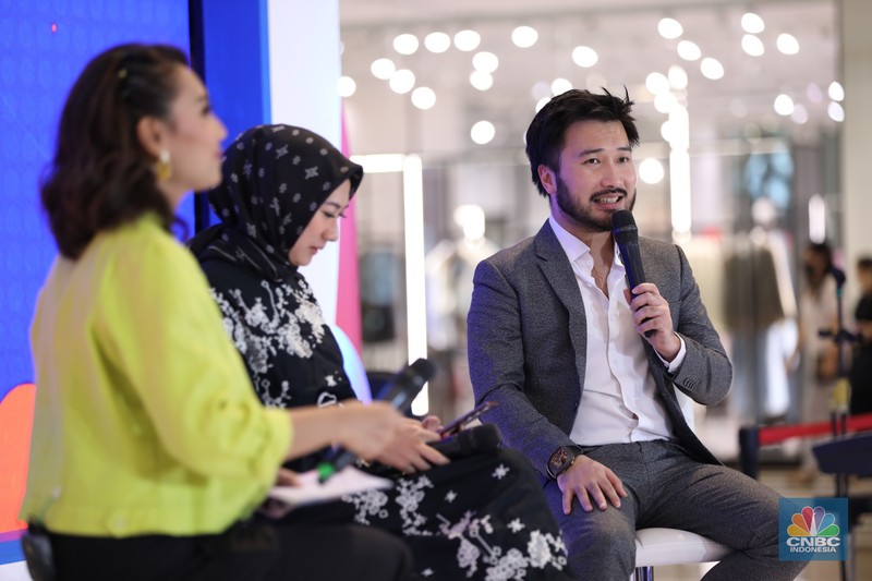 Enterpreneur Rudy Salim dalam acara Investment Expo 2023 di Central Park Mall, Jakarta, Jum'at (15/9/2023). Enterpreneur Rudy Salim dalam acara Investment Expo 2023 di Central Park Mall, Jakarta, Jum'at (15/9/2023). (CNBC Indonesia/Tri Susilo)