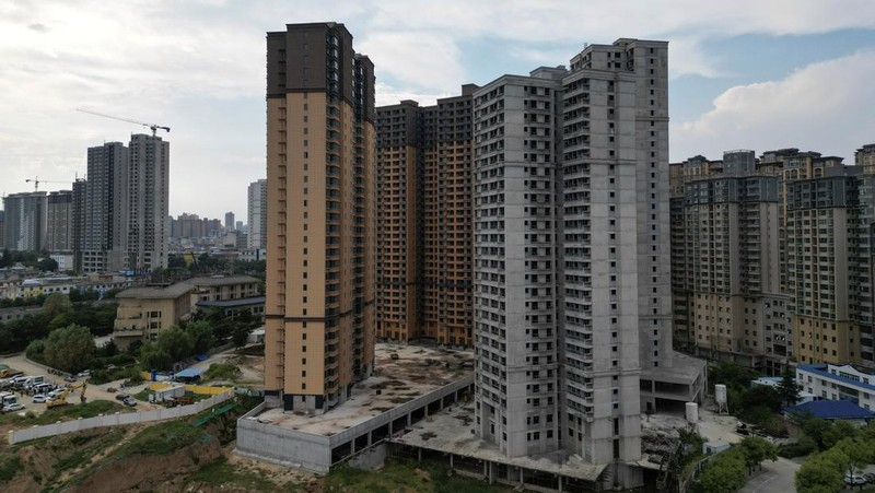 Kisah pembeli proyek apartemen mangkrak di provinsi Shaanxi, China. (REUTERS/Tingshu Wang)