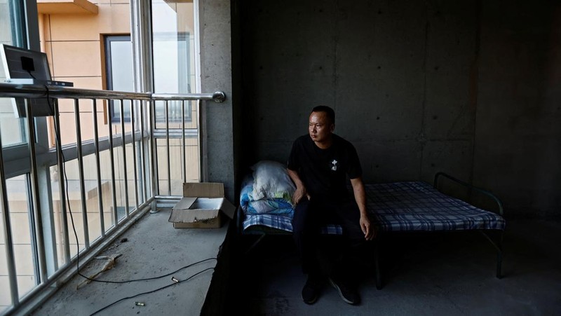 Kisah pembeli proyek apartemen mangkrak di provinsi Shaanxi, China. (REUTERS/Tingshu Wang)