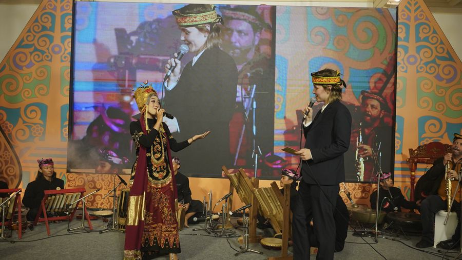 Kolaborasi Pentas Budaya Jawa Timur dan Western Australia