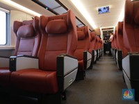 Penampakan Wah Interior Kereta Cepat JKT-BDG, Ada Mini Bar
