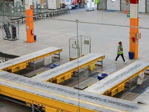 Pekerja Amazon Meninggal, Karyawan Terus Bekerja Dekat Jasadnya