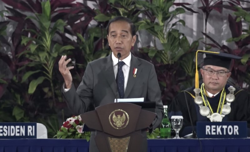 Presiden Joko Widodo menyampaikan pidati saat Dies Natalis ke-60 IPB, Bogor, 15 September 2023. (YouTube/Sekretariat Presiden)