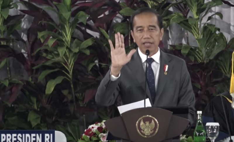 Presiden Joko Widodo menyampaikan pidati saat Dies Natalis ke-60 IPB, Bogor, 15 September 2023. (YouTube/Sekretariat Presiden)