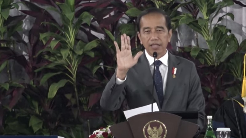Presiden Joko Widodo menyampaikan pidati saat Dies Natalis ke-60 IPB, Bogor, 15 September 2023. (YouTube/Sekretariat Presiden)