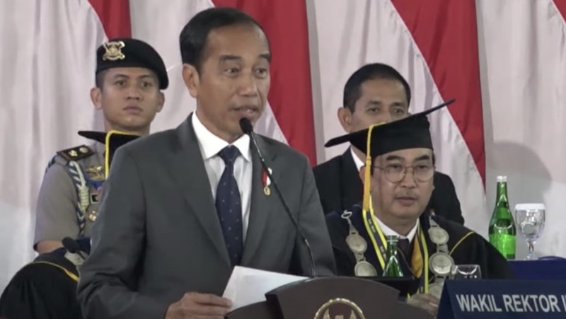 Presiden Joko Widodo menyampaikan pidati saat Dies Natalis ke-60 IPB, Bogor, 15 September 2023. (YouTube/Sekretariat Presiden)