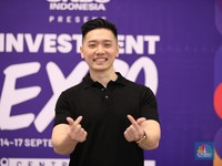 Pria Ini 14 Tahun Gak Punya Teman, Sekarang Bos Bar Terkenal