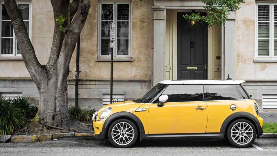 Ilustrasi Parkir Mobil (Foto oleh Jacob Morch/Pexels)