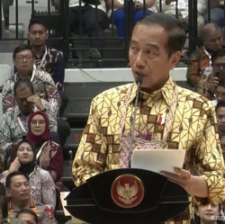 Jokowi Minta Ingat 'Kiamat', Buktinya di Daun Sampai Penguin