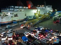 Kapal Ferry Merak (CNBC Indonesia/Andrean Kristianto)