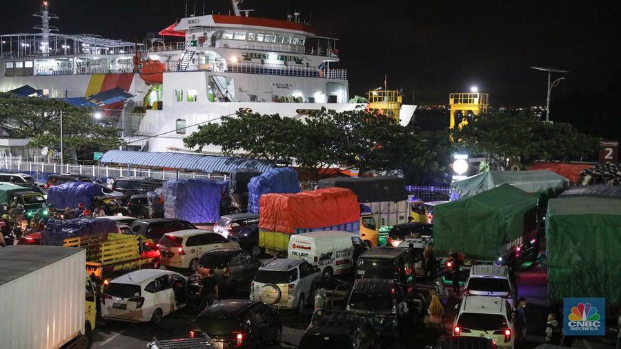 Kapal Ferry Merak (CNBC Indonesia/Andrean Kristianto)