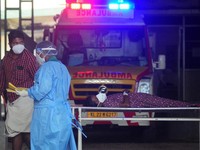 India Geger Virus Nipah, Warga Lockdown & Pakai Masker Lagi