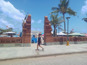 Kenapa Pohon Kelapa di Pantai Bali Tak Berbuah?