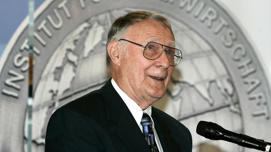 Sweden's IKEA-founder Ingvar Kamprad delivers his speech after he was awarded with the Global Economy Prize 2007 of the 
