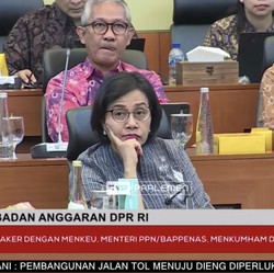 Harga Minyak Dekati US$100 per Barel, Sri Mulyani Cs Pening