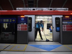 Kendala Operasi LRT Jabodebek Terus Berulang, Erick: Itu Proses