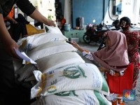 Negara Genting! Jokowi Minta Bansos-Operasi Pasar Jor-joran