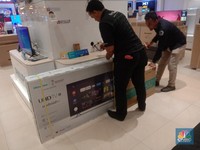 Beli TV 85 Inci, Pelanggan Transmart dapat Diskon Rp 6 Juta