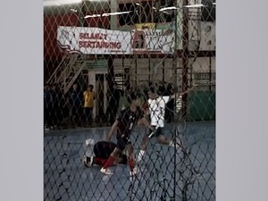 Sikap Tak Jantan Atlet Futsal Kota Malang Tendang Lawan saat Selebrasi Sujud