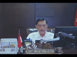 Luhut Peroleh Gelar Profesor Kehormatan dari Tsinghua University
