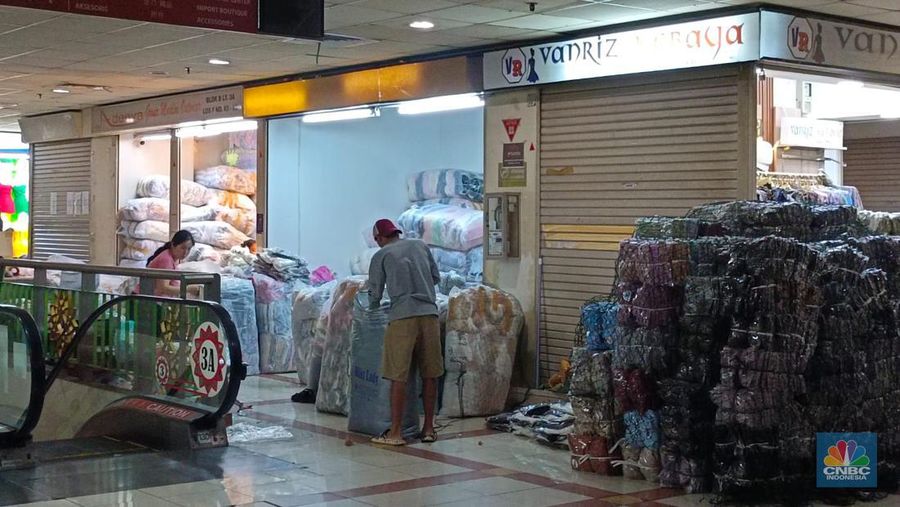 Pasar tanah abang, Jakarta, Rabu (20/9/2023). (վ/Martyasari Rizky)