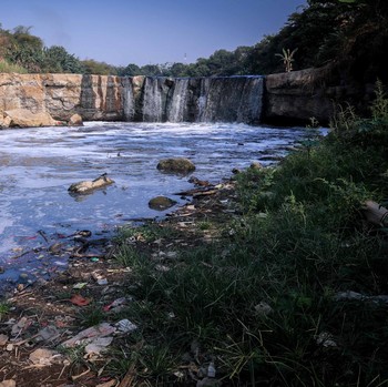Ada Air Terjun di Bekasi, Kondisinya Kini Hancur Parah