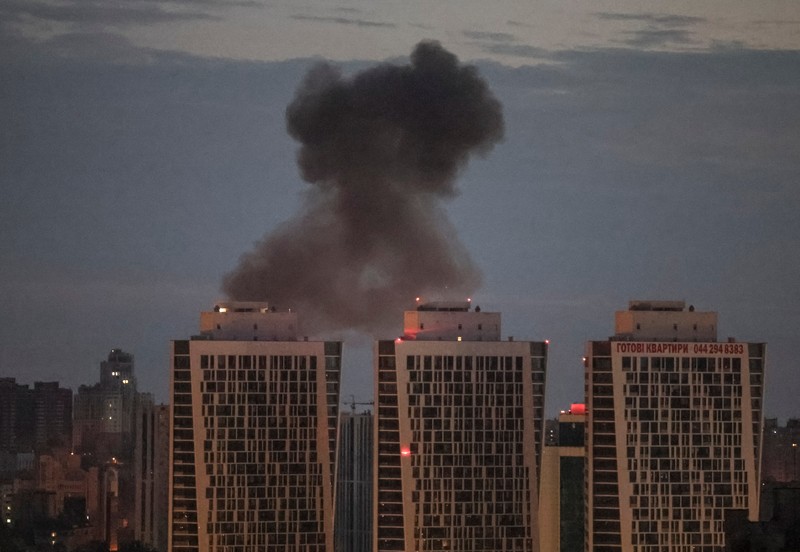 Suasana Moscow di serang drone (REUTERS/MAXIM SHEMETOV)